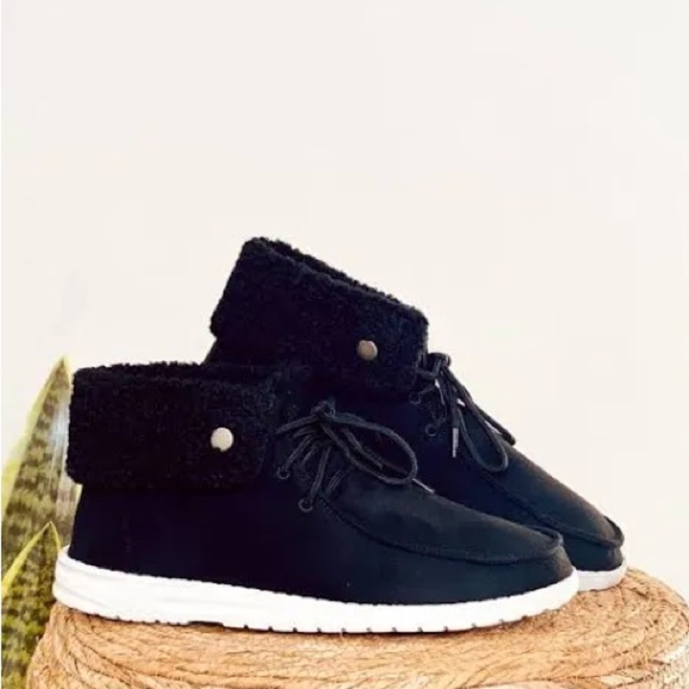 Gypsy Jazz Odeme Black Faux Shearling Boot